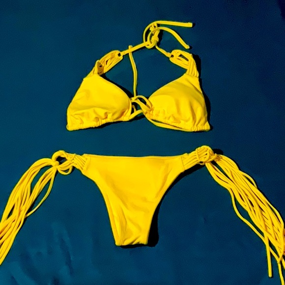 TWO PIECE YELLOW SWIMSUIT - Picture 1 of 1